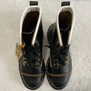 Dr. Martens | Shoes | Dr Martens Capper Vintage Smooth Air  display picture 2